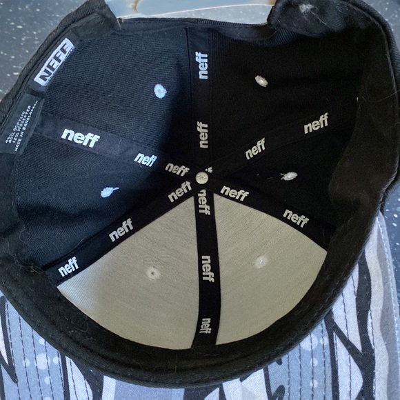 Neff ball cap - Picture 3 of 3